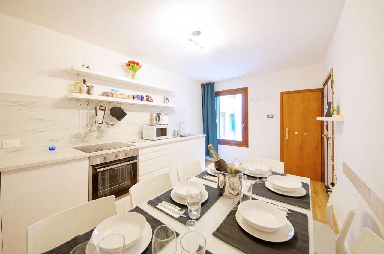 Dolcevita Apartments N 500 San Marco Venesia Bagian luar foto